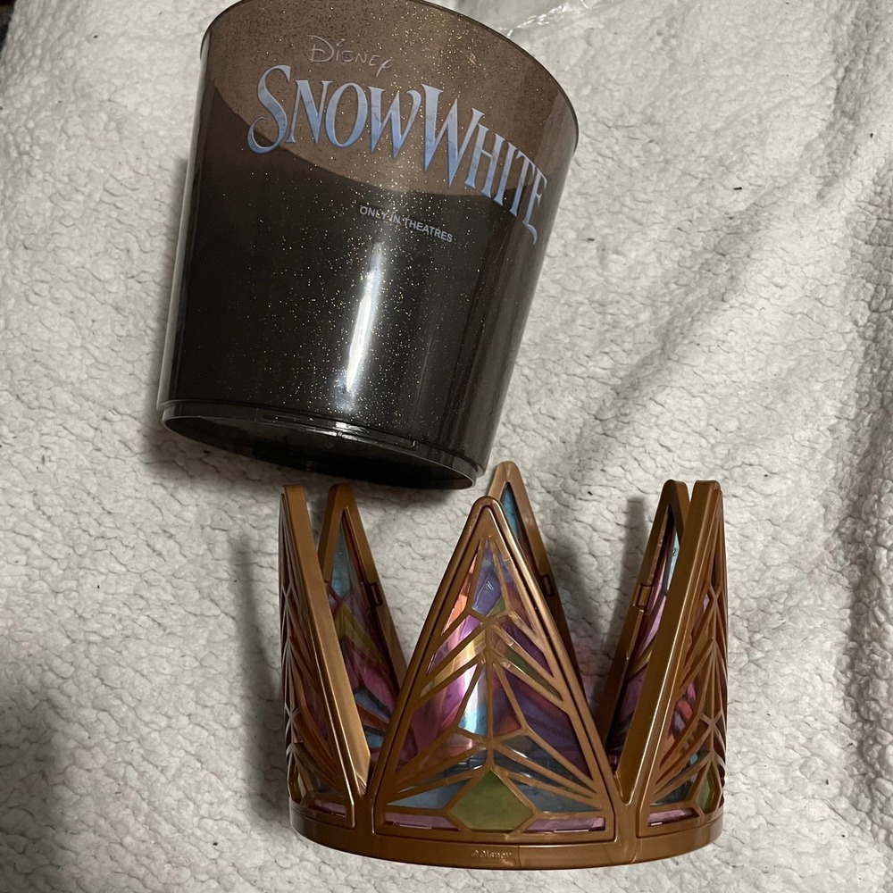Disney‎ Snow White Movie Theatre Popcorn Bucket Removable Crown New 13 oz